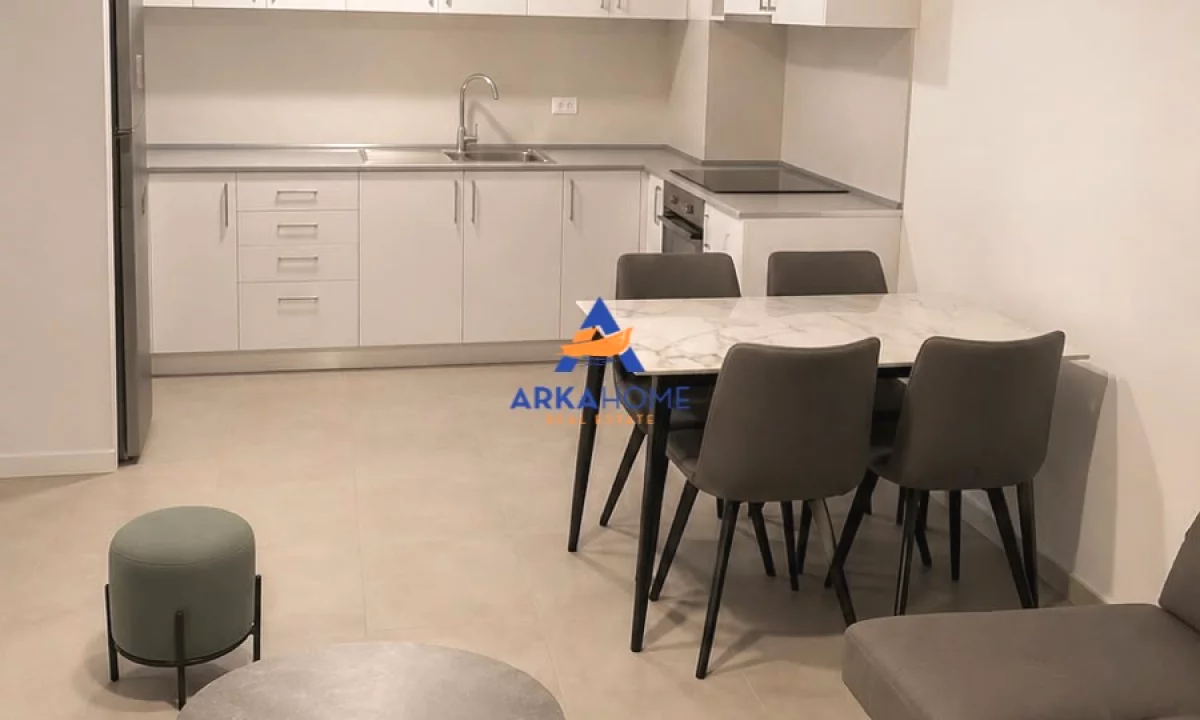 Shtepi me qera Apartament ne Tirane, 1+1, Mobilimi E mobiluar, Pagesa 450  Euro.