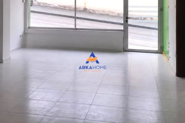 JEPET AMBIENT BIZNESI ME QERA 120 M2 "KODRA E DIELLIT" 70,000LEKE