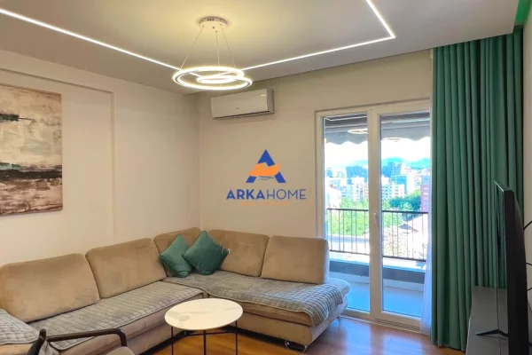 JEPET ME QERA APARTAMENT 2+1+2+POST PARKIMI TEK "5 MAJ" 75000 LEKË