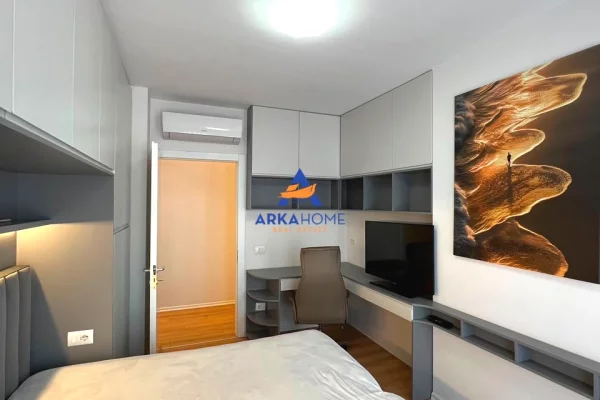 Shtepi me qera Apartament ne Tirane, 2+1, Mobilimi E mobiluar, Pagesa 810  Euro.