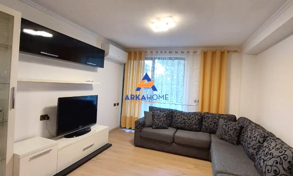Shtepi ne shitje Apartament ne Tirane, 2+1, Mobilimi E mobiluar, Pagesa 313,512  Euro.