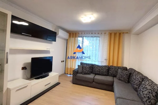 SHITET APARTAMENT 2+1 "MYSLYM SHYRI" 2900000 LEKË( I DISKUTUESHËM)
