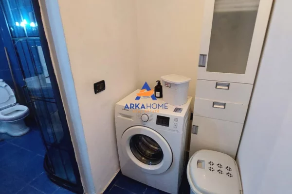Shtepi ne shitje Apartament ne Tirane, 2+1, Mobilimi E mobiluar, Pagesa 313,512  Euro.