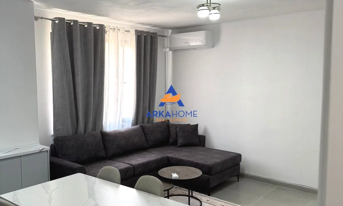 Shtepi me qera Apartament ne Tirane, 1+1, Mobilimi E mobiluar, Pagesa 500  Euro.