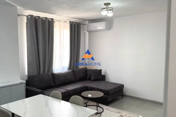 JEPET ME QERA APARTAMENT 1+1 " RRUGA TEODOR KEKO " 500 EURO