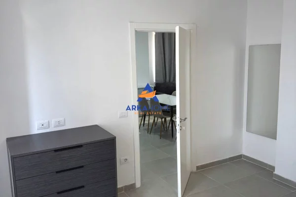Shtepi me qera Apartament ne Tirane, 1+1, Mobilimi E mobiluar, Pagesa 500  Euro.