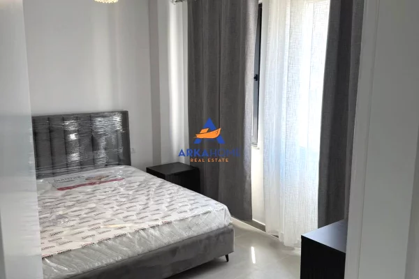 Shtepi me qera Apartament ne Tirane, 1+1, Mobilimi E mobiluar, Pagesa 500  Euro.