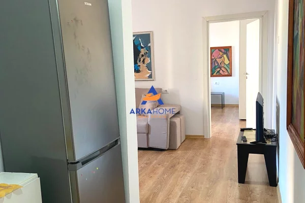 Shtepi me qera Apartament ne Tirane, 1+1, Mobilimi E mobiluar, Pagesa 670  Euro.