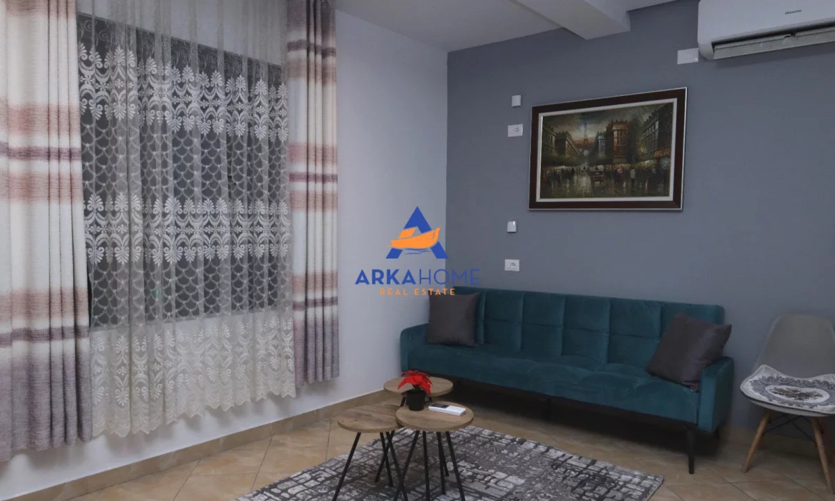 Shtepi ne shitje Apartament ne Tirane, 2+1, Mobilimi E mobiluar, Pagesa 330,000  Euro.