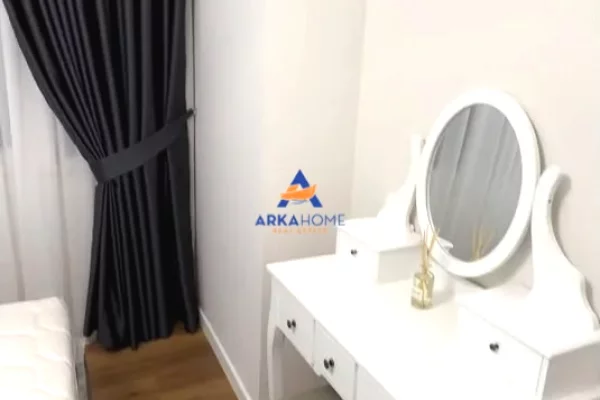 Shtepi me qera Apartament ne Tirane, 1+1, Mobilimi E mobiluar, Pagesa 680  Euro.