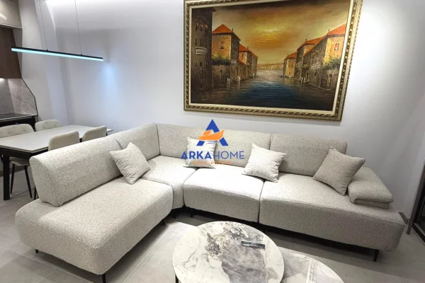 JEPET APARTAMENT 1+1 ME QERA + POST PARKIMI "ASTIR,UNAZA E RE" 70000 LEKE