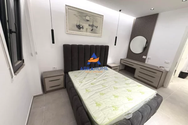 Shtepi me qera Apartament ne Tirane, 1+1, Mobilimi E mobiluar, Pagesa 756  Euro.
