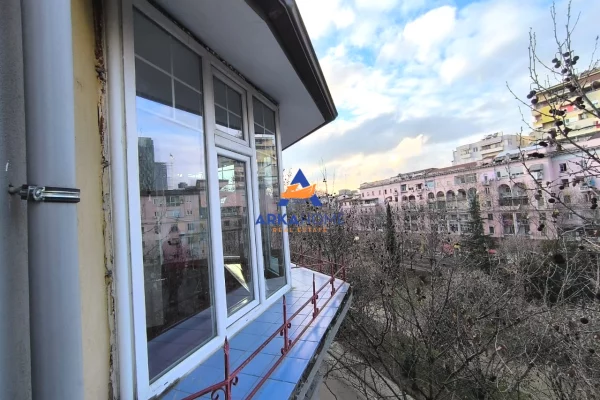 Shtepi me qera Apartament ne Tirane, 2+1, Mobilimi E mobiluar, Pagesa 1,500  Euro.