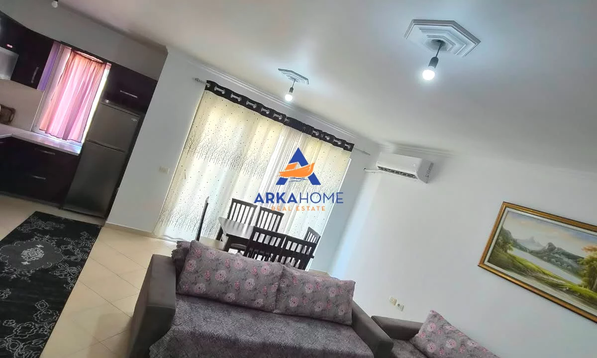 Shtepi me qera Apartament ne Tirane, 2+1, Mobilimi E mobiluar, Pagesa 540  Euro.