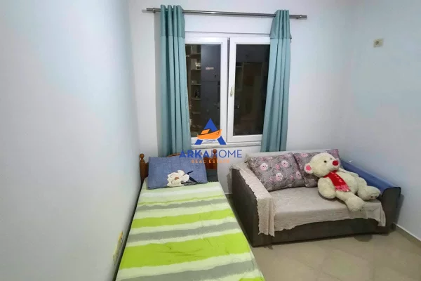 Shtepi me qera Apartament ne Tirane, 2+1, Mobilimi E mobiluar, Pagesa 540  Euro.