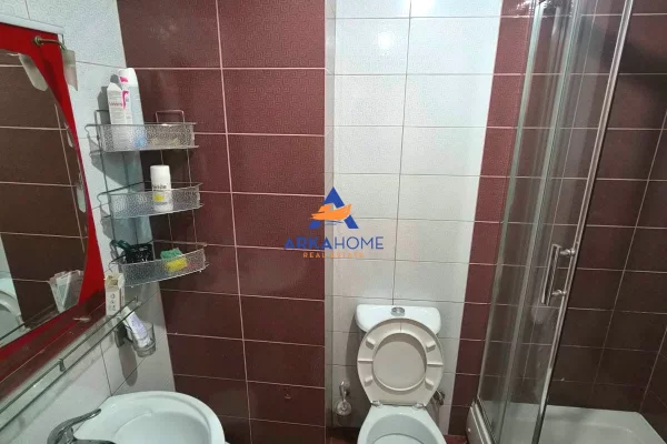 Shtepi me qera Apartament ne Tirane, 2+1, Mobilimi E mobiluar, Pagesa 540  Euro.