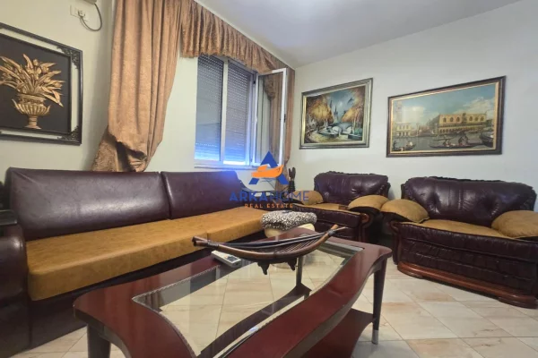 Shtepi ne shitje 2+1 ne Tirane - 13,500,000 Leke