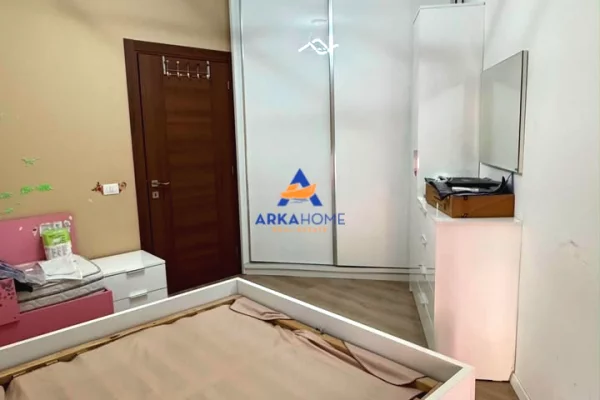 Shtepi me qera Apartament ne Tirane, 1+1, Mobilimi E mobiluar, Pagesa 649  Euro.