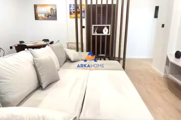 Shtepi me qera Apartament ne Tirane, 2+1, Mobilimi E mobiluar, Pagesa 919  Euro.