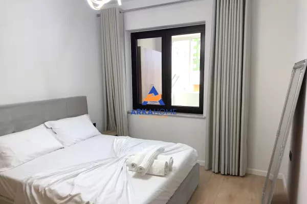 Shtepi me qera Apartament ne Tirane, 2+1, Mobilimi E mobiluar, Pagesa 919  Euro.