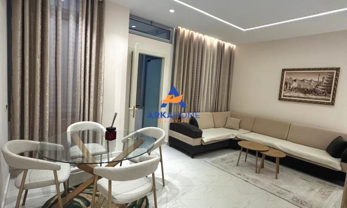 Shtepi me qera Apartament ne Tirane, 1+1, Mobilimi E mobiluar, Pagesa 519  Euro.