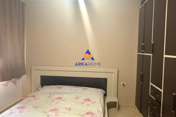 Shtepi me qera Apartament ne Tirane, 1+1, Mobilimi E mobiluar, Pagesa 595  Euro.