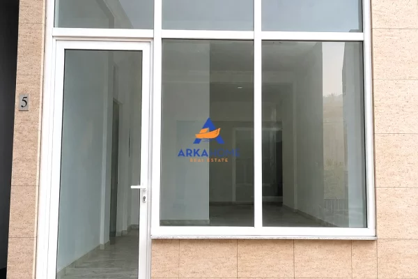 🏪 JEPET DYQAN ME QERA – PRANË SHKOLLËS SË BALETIT