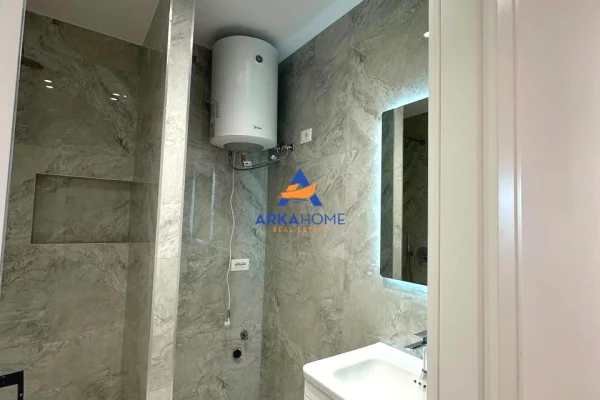 Shtepi ne shitje Apartament ne Tirane, 1+1, Mobilimi E mobiluar, Pagesa 143,000  Euro.