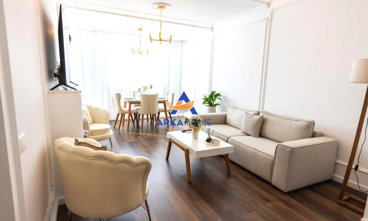Shtepi me qera Apartament ne Tirane, 1+1, Mobilimi Bosh, pa mobiluar, Pagesa 619  Euro.