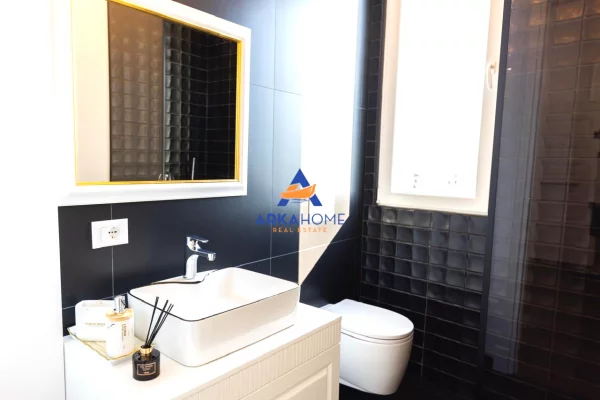 Shtepi me qera Apartament ne Tirane, 1+1, Mobilimi Bosh, pa mobiluar, Pagesa 619  Euro.
