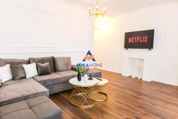 Shtepi me qera Apartament ne Tirane, 1+1, Mobilimi Bosh, pa mobiluar, Pagesa 60,000  Leke.