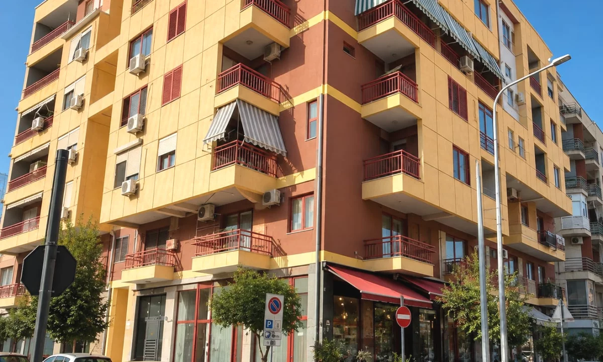 Shtepi ne shitje Apartament ne Tirane, 2+1, Mobilimi E mobiluar, Pagesa 233,000  Euro.