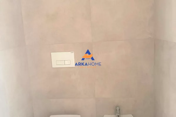 Shtepi me qera Apartament ne Tirane, 1+1, Mobilimi Bosh, pa mobiluar, Pagesa 543  Euro.