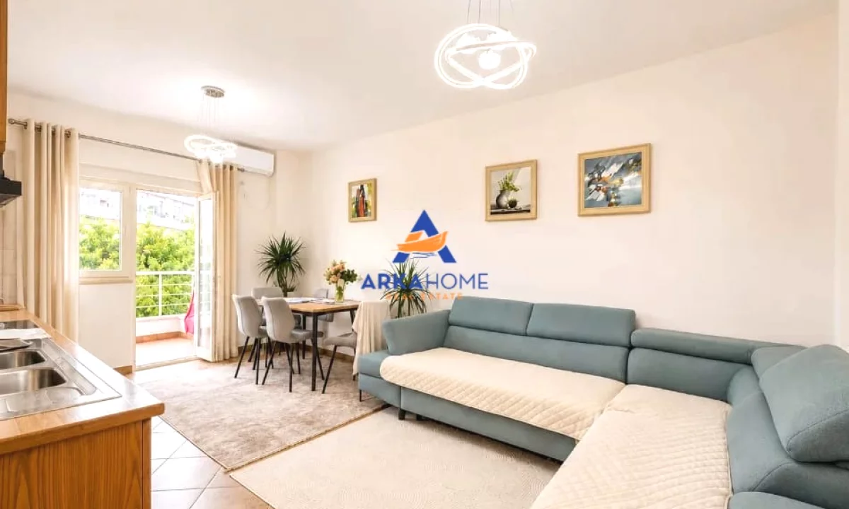 Shtepi ne shitje Apartament ne Durres, 2+1, Mobilimi E mobiluar, Pagesa 140,000  Euro.