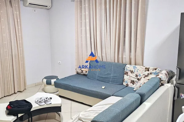 Shtepi me qera 2+1 ne Tirane - 600 Euro