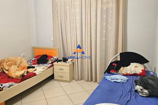 Shtepi me qera Apartament ne Tirane, 2+1, Mobilimi E mobiluar, Pagesa 600  Euro.
