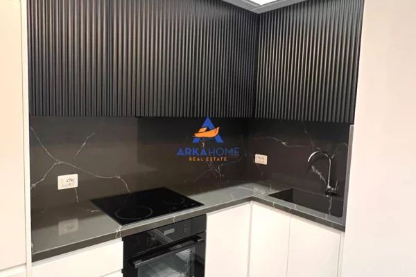 Shtepi me qera Apartament ne Tirane, 1+1, Mobilimi E mobiluar, Pagesa 1,304  Euro.