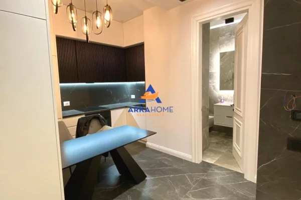 Shtepi me qera Apartament ne Tirane, 1+1, Mobilimi E mobiluar, Pagesa 1,304  Euro.