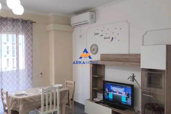 JEPET ME QERA APARTAMENT 1+1+BALLKON "RRUGA NDRE MJEDA, 21 DHJETORI" 60.000 LEKE