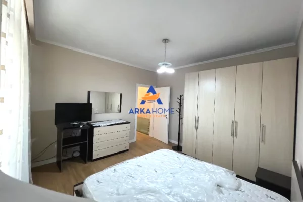 Shtepi me qera Apartament ne Tirane, 1+1, Mobilimi E mobiluar, Pagesa 650  Euro.
