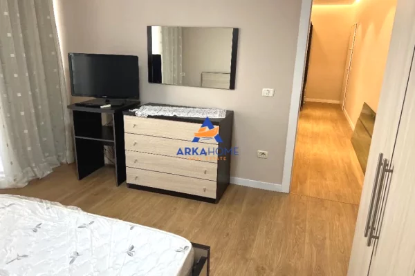 Shtepi me qera Apartament ne Tirane, 1+1, Mobilimi E mobiluar, Pagesa 650  Euro.