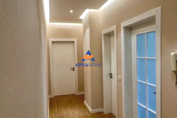 Shtepi me qera Apartament ne Tirane, 1+1, Mobilimi E mobiluar, Pagesa 650  Euro.