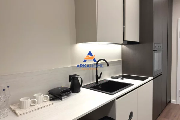 Shtepi ne shitje Apartament ne Tirane, 2+1, Mobilimi E mobiluar, Pagesa 220,000  Euro.