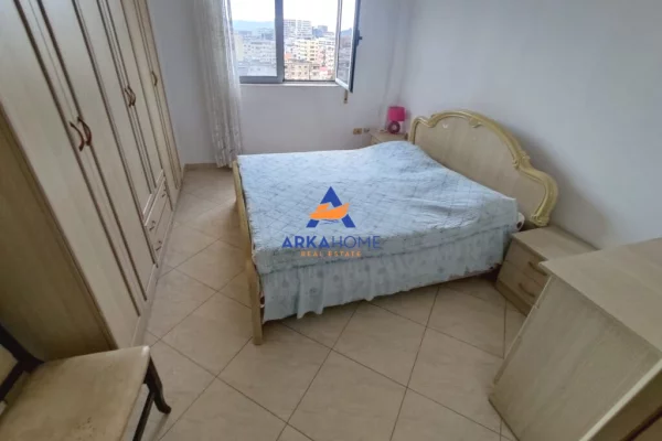 Shtepi me qera Apartament ne Tirane, 2+1, Mobilimi E mobiluar, Pagesa 760  Euro.