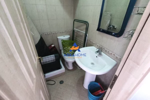 Shtepi me qera Apartament ne Tirane, 2+1, Mobilimi E mobiluar, Pagesa 760  Euro.
