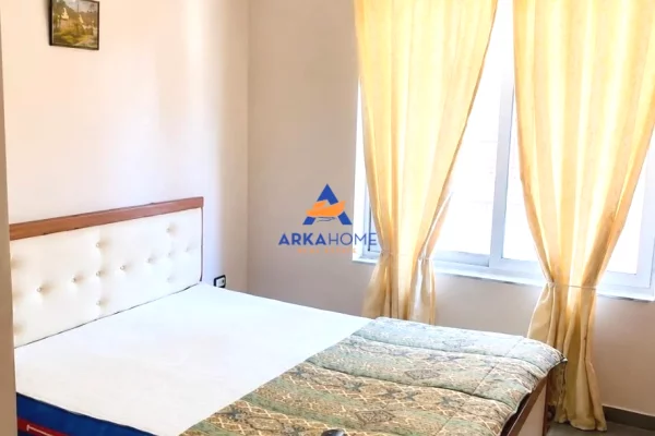 Shtepi me qera Apartament ne Tirane, 1+1, Mobilimi E mobiluar, Pagesa 489  Euro.