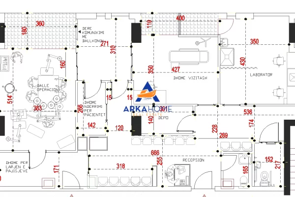JEPET AMBIENT PER KLINIKE ME QERA 140 M2 "KOMUNA E PARISIT" 2500 EURO