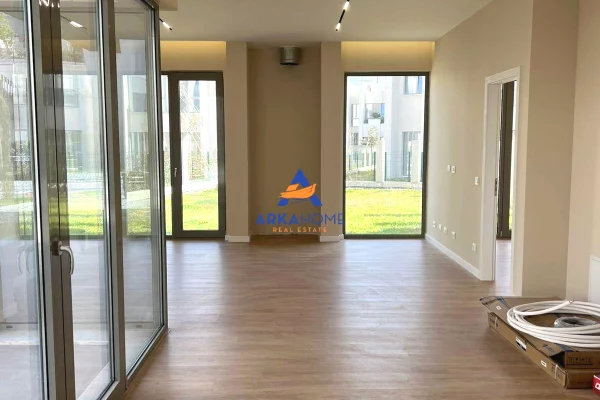 Shtepi me qera Vila Luksoze ne Tirane, 4+1, Mobilimi Bosh, pa mobiluar, Pagesa 2,717  Euro.
