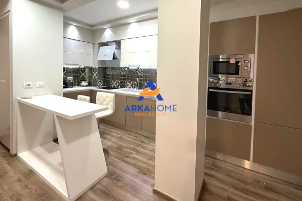 Shtepi me qera Apartament ne Tirane, 2+1, Mobilimi E mobiluar, Pagesa 750  Euro.