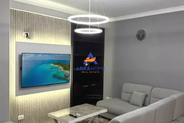JEPET APARTAMENT ME QERA 3+1+2 BALLKONE "RRUGA RRAPO HEKALI" 750 EURO